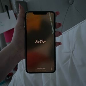 IPHONE 11 PRO MAX 64GB T-MOBILE/SPRINT SILVER CRACKED